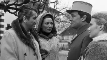 Zasłona do filmu "Stéphane Audran, la complice de Chabrol" #794249
