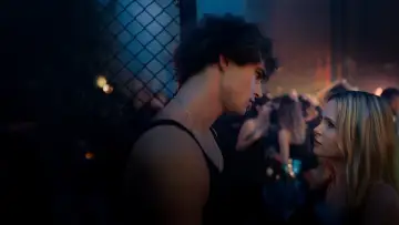 Zasłona do filmu "Love Me Love Me 2" #922772