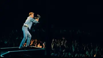 Zasłona do filmu "George Michael: The Faith Tour" #1844445