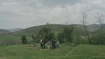 Zasłona do filmu "E se ora, lontano - Un