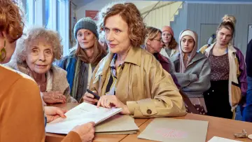 Zasłona do filmu "Fast perfekte Frauen" #796946