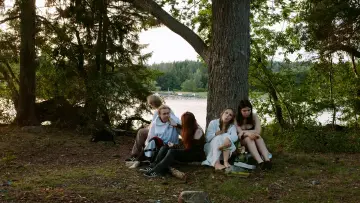Zasłona do filmu "En solig söndagskväll" #776842