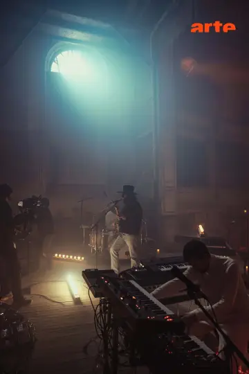 Zasłona do filmu "Sébastien Tellier au Théâtre de Mirecourt - Passengers" #775342