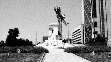 Zasłona do filmu "Monumento" #776532