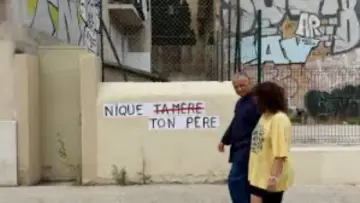 Zasłona do filmu "Les pères sont des mères juives comme les autres" #780491