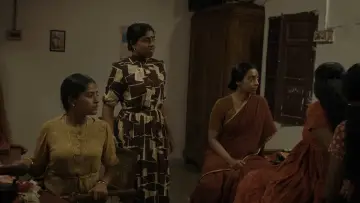 Zasłona do filmu "நீளிரா" #1656116