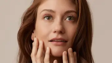 Zasłona do filmu "Katherine Levac: L
