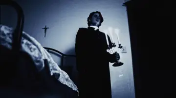 Zasłona do filmu "Communion" #777519