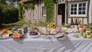 Zasłona do filmu "La cuisine normande refait son trou" #780443