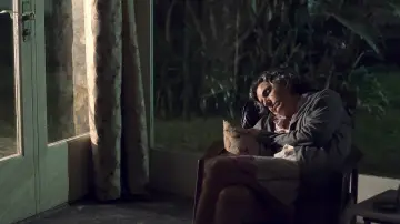 Zasłona do filmu "Ela foi ali guardar o coração na geladeira" #1570725