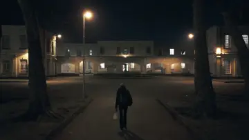 Zasłona do filmu "Achter de tralies van de tijd" #1142538
