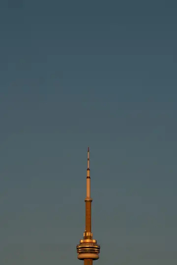 Plakat do filmu "The Tower That Built a City" #802414