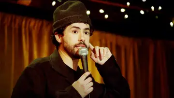 Zasłona do filmu "Ramy Youssef: Zakochanie" #1845947