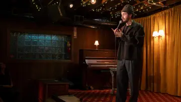 Zasłona do filmu "Ramy Youssef: Zakochanie" #1845948