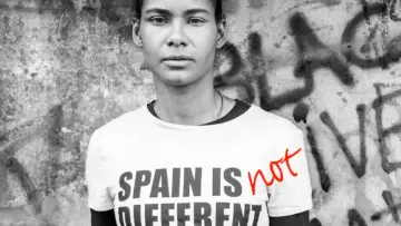 Zasłona do filmu "Spain is not different" #776474