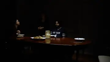 Zasłona do filmu "Boy Mom" #1883074