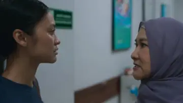 Zasłona do filmu "Kupeluk Kamu Selamanya" #819071