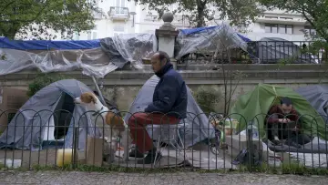 Zasłona do filmu "Μέρα με τη μέρα" #825600