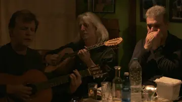 Zasłona do filmu "Κές κε σε Δόμνα" #823374