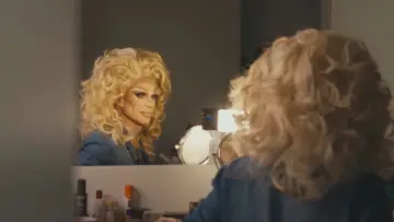 Zasłona do filmu "Femminielli, les sirènes de Naples" #822447