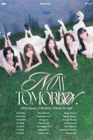 fromis_9 World Tour [NOW TOMORROW.] in Chicago plakat