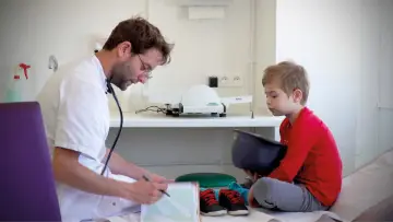 Zasłona do filmu "Toubib, 12 années dans la vie d