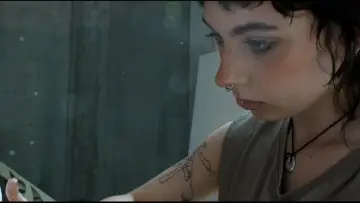 Zasłona do filmu "Skóra właściwa" #1618324