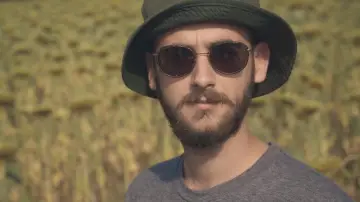 Zasłona do filmu "James Dinou" #824430