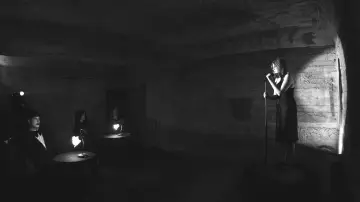 Zasłona do filmu "Μυστικές Μελωδίες Reprise" #822189