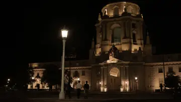 Zasłona do filmu "1AM" #810588