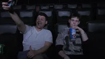 Zasłona do filmu "Movie Night" #930700
