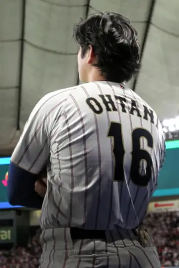 Plakat do filmu "戦いの向こう 侍たちの記録 2026 WORLD BASEBALL CLASSIC" #847286