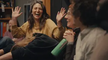 Zasłona do filmu "Sara Bareilles: Good Grief" #1567278