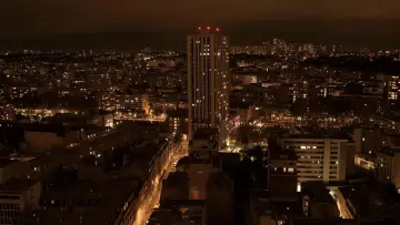 Zasłona do filmu "Mille voisins" #823844