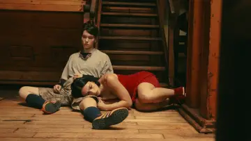 Zasłona do filmu "THE DUST OF MY CONCRETE CHILD - PORTRAIT 2: Viciousness & Vulnerability" #825750