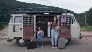 Zasłona do filmu "Eu, a Kombi e a Garotinha que Encontrei no Meio do Caminho" #1527967