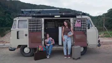 Zasłona do filmu "Eu, a Kombi e a Garotinha que Encontrei no Meio do Caminho" #1527969