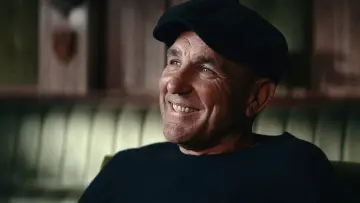 Zasłona do filmu "Sportowe opowieści z Wielkiej Brytanii: Vinnie Jones" #816527