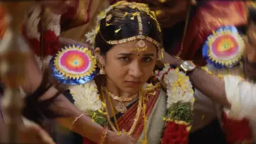 Zasłona do filmu "மொத ராத்திரி" #1768755