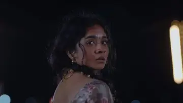 Zasłona do filmu "மொத ராத்திரி" #1768759