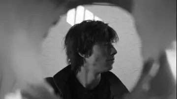 Zasłona do filmu "All the Seasons Pass Me Over Too" #826731