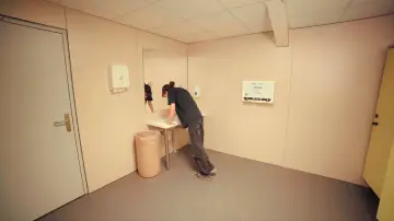 Zasłona do filmu "Bathroom Bill" #823860