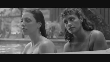 Zasłona do filmu "Avenca" #965735