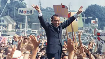 Zasłona do filmu "The Rise and Fall of Richard Nixon" #878176