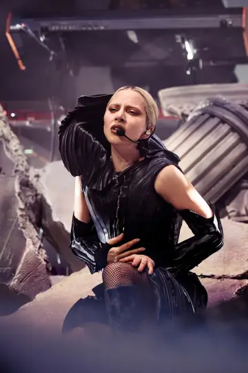 Plakat do filmu "Apple Music Live: Lady Gaga MAYHEM Requiem" #816233