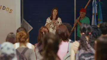 Zasłona do filmu "Una directora Extraordinaria" #932704