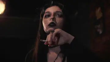 Zasłona do filmu "Profana" #1191898