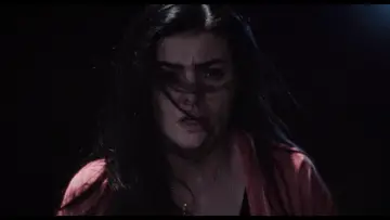 Zasłona do filmu "Dracula: The Night Around Us" #1635601