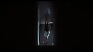 Zasłona do filmu "Dracula: The Night Around Us" #1635612