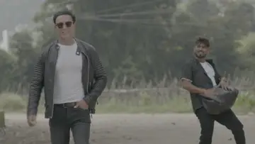 Zasłona do filmu "Lau Kumude Hidyo Hero Banna" #1187119